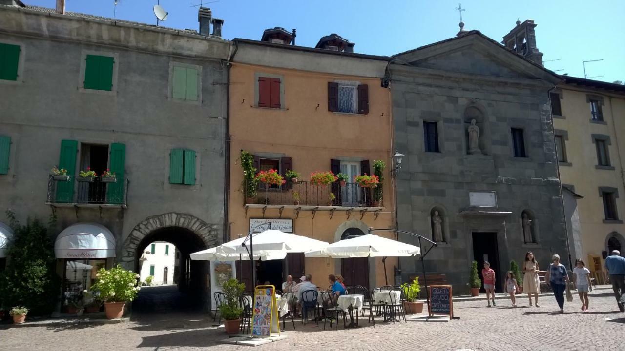 Ferienwohnung Piazza Fiumalbo Citta D'Arte Exterior foto